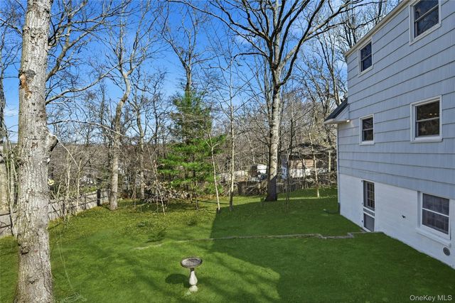 248 Dogwood Drive, Wading River, NY 11792