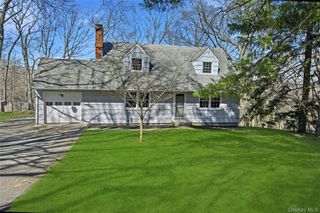 248 Dogwood Drive, Wading River, NY 11792
