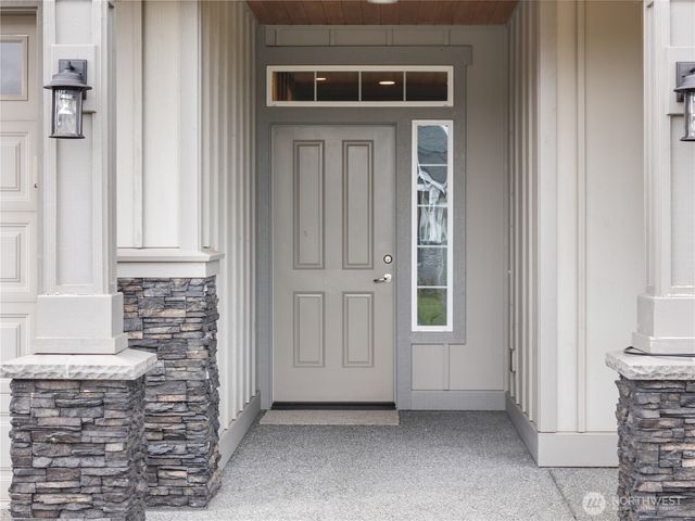 200 Blue Glacier Loop, Sequim, WA 98382