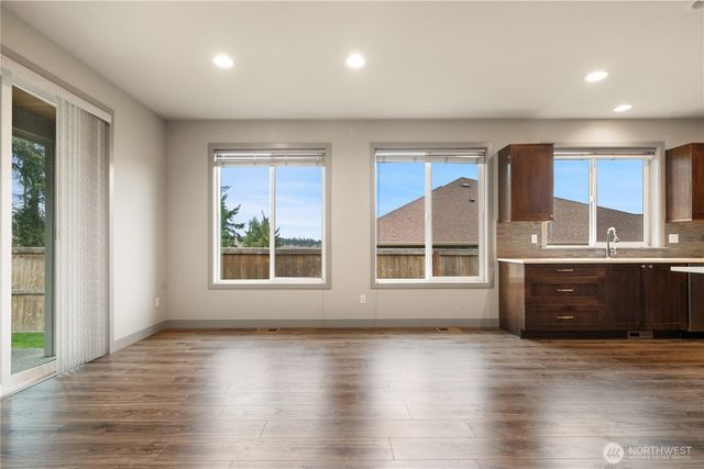 200 Blue Glacier Loop, Sequim, WA 98382