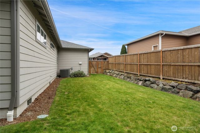 200 Blue Glacier Loop, Sequim, WA 98382