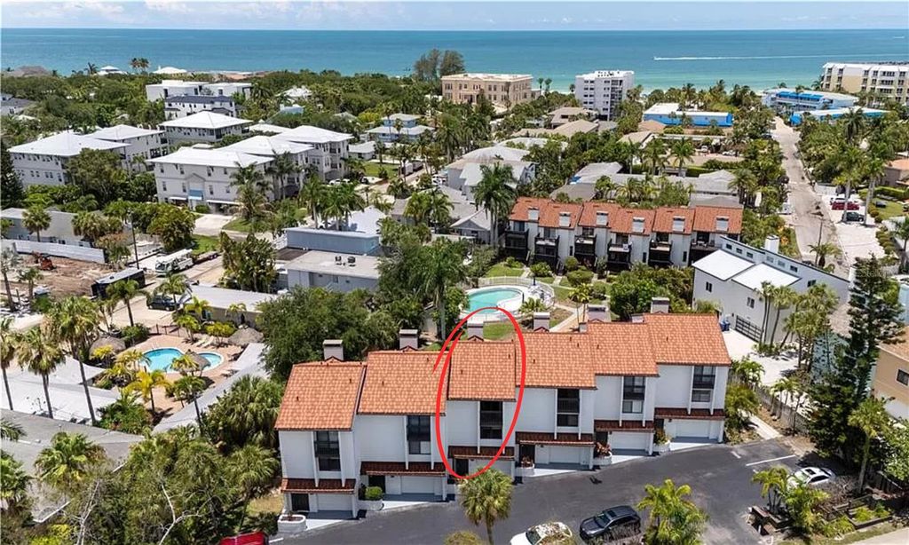 6840 MIDNIGHT PASS ROAD 6840, Sarasota, FL 34242