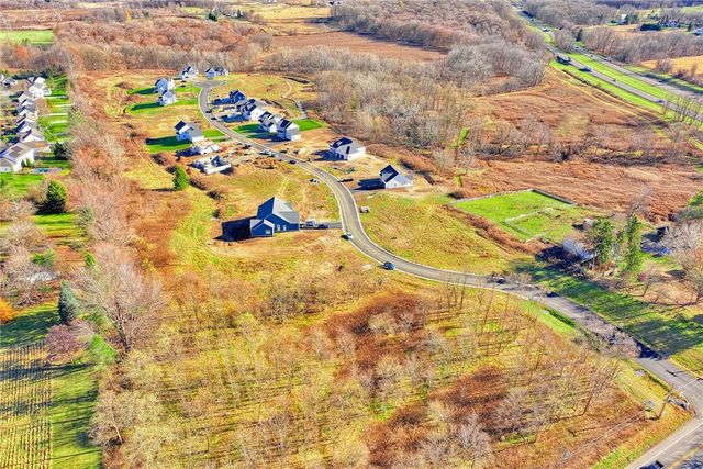 10 Mendon Green Lane, Mendon, NY 14534