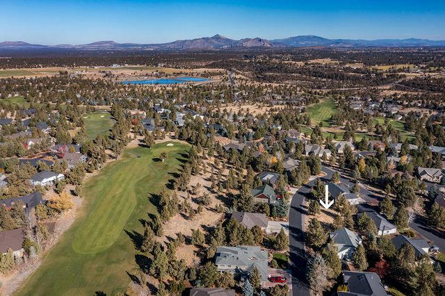 830 Willet Lane, Redmond, OR 97756