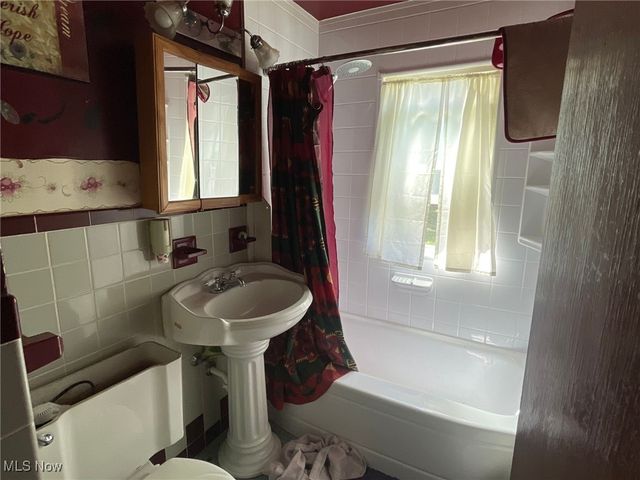 780 E 266th Street, Euclid, OH 44132