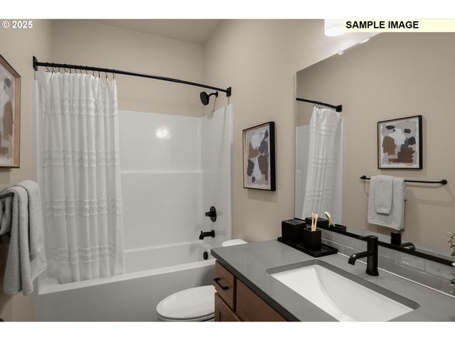 3522 Se BROOKWOOD Ave, Hillsboro, OR 97123