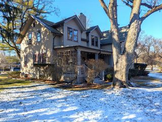 19470 Beverly Road, Beverly Hills Village, MI 48025