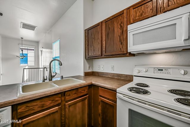 9233 E Neville Avenue Unit 1088, Mesa, AZ 85209