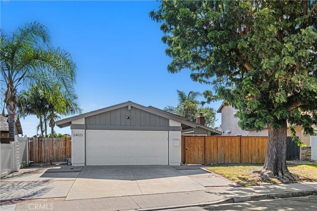 24022 Elrond, Lake Forest, CA 92630