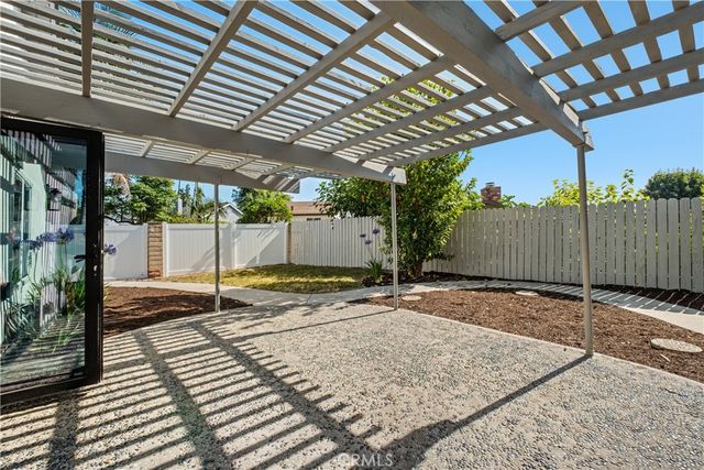 24022 Elrond, Lake Forest, CA 92630
