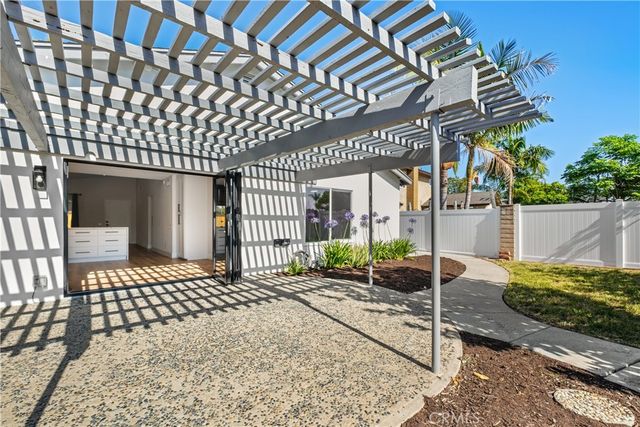 24022 Elrond, Lake Forest, CA 92630
