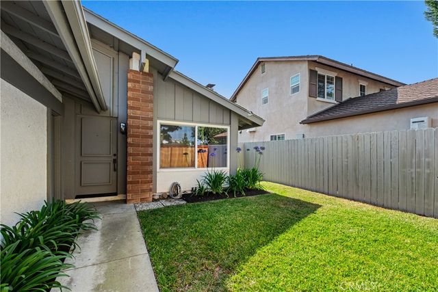 24022 Elrond, Lake Forest, CA 92630