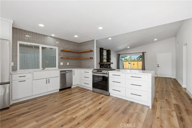 24022 Elrond, Lake Forest, CA 92630