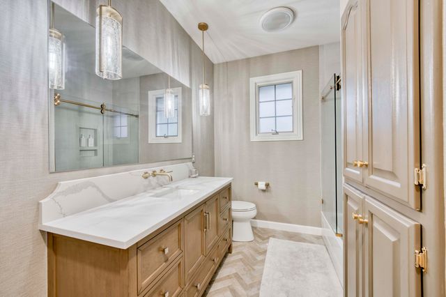 2328 S Celebration Avenue, Springfield, MO 65809