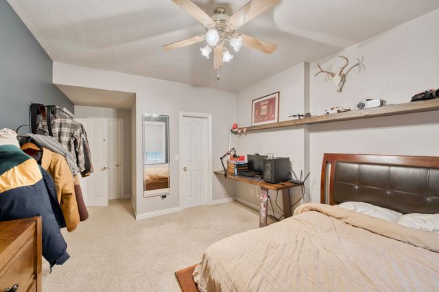 2328 S Celebration Avenue, Springfield, MO 65809