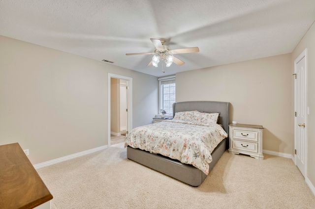 2328 S Celebration Avenue, Springfield, MO 65809