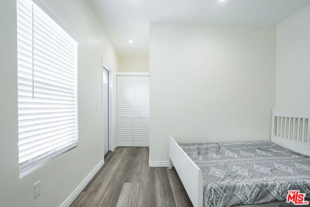 1475 W 22nd Street, Los Angeles, CA 90007