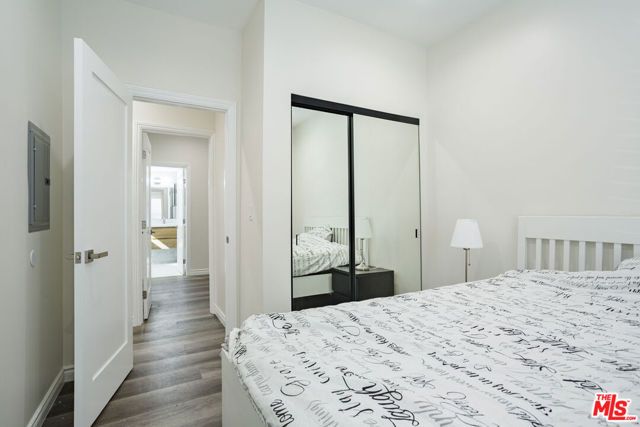 1475 W 22nd Street, Los Angeles, CA 90007