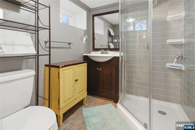 185 Washington Avenue, Hawthorne, NJ 07506