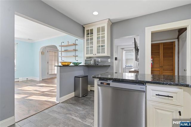 185 Washington Avenue, Hawthorne, NJ 07506