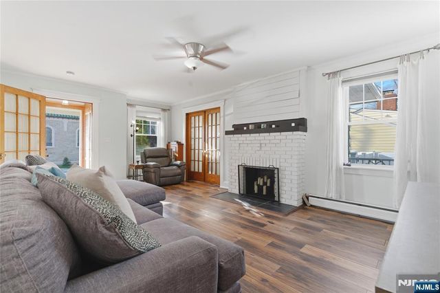 185 Washington Avenue, Hawthorne, NJ 07506
