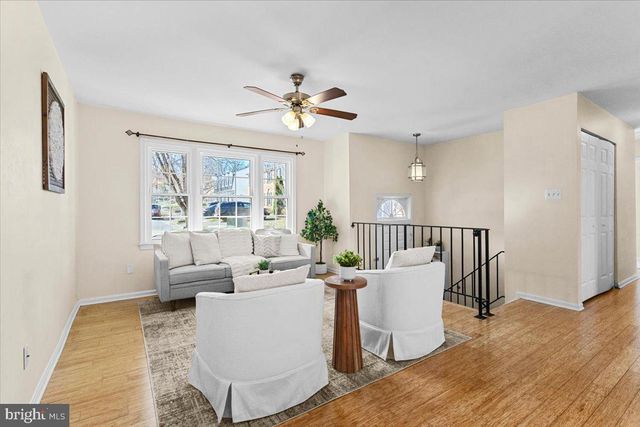 7702 NEWINGTON FOREST AVE, Springfield, VA 22153