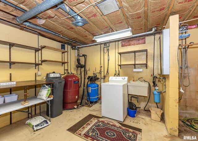 159 DEER PARK Drive, Geneseo, IL 61254