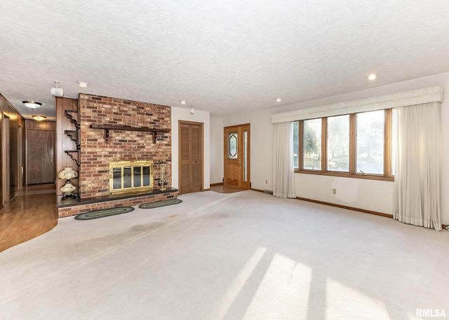 159 DEER PARK Drive, Geneseo, IL 61254