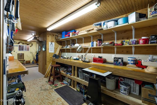446 Hummingbird Dr, Sandpoint, ID 83864