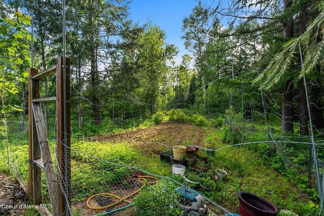 446 Hummingbird Dr, Sandpoint, ID 83864