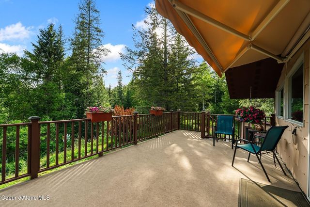 446 Hummingbird Dr, Sandpoint, ID 83864