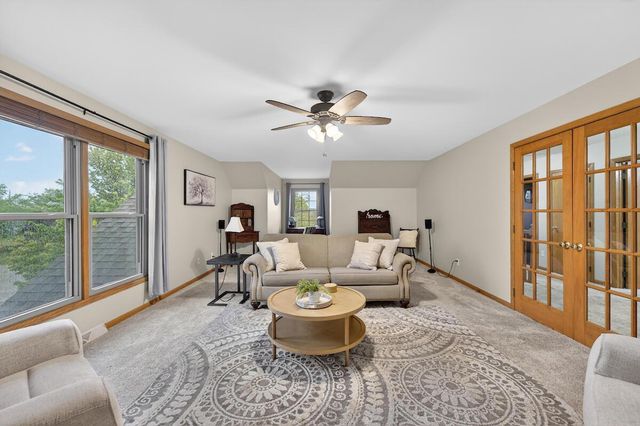 1631 Rolling Green DRIVE, Mount Pleasant, WI 53406