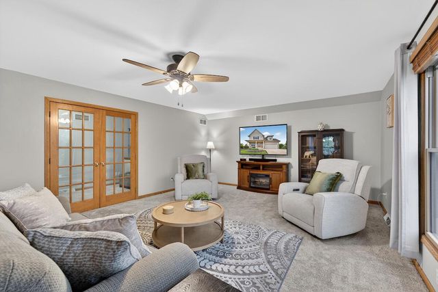 1631 Rolling Green DRIVE, Mount Pleasant, WI 53406