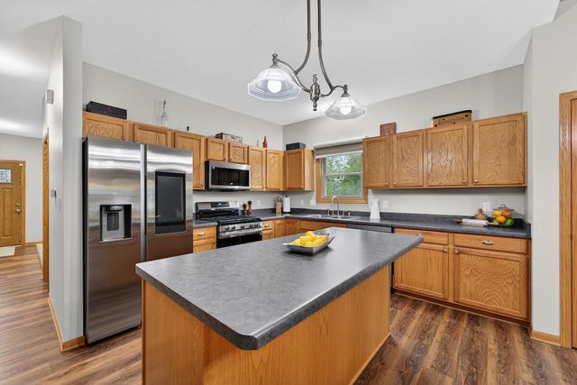 1631 Rolling Green DRIVE, Mount Pleasant, WI 53406
