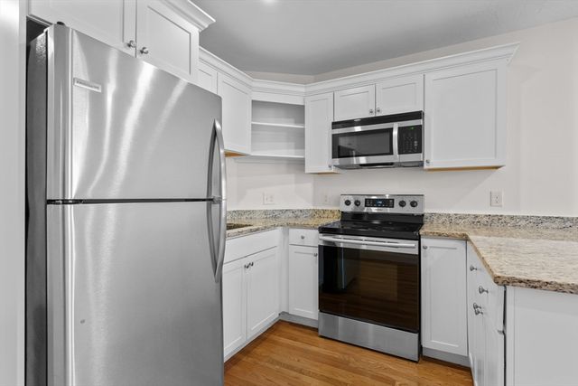 754 Huntington Ave 5, Boston, MA 02115
