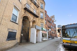 754 Huntington Ave 5, Boston, MA 02115