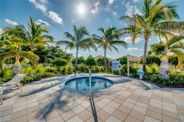 4420 Waterscape LN, Fort Myers, FL 33966