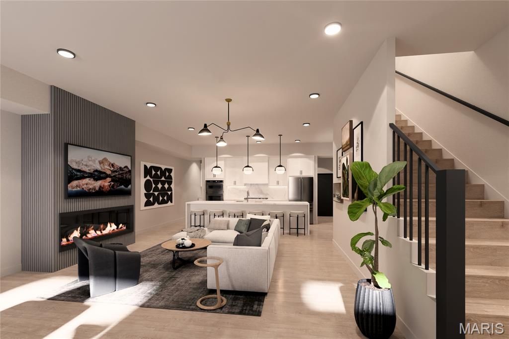 1121 S Main Street 112, St Charles, MO 63301