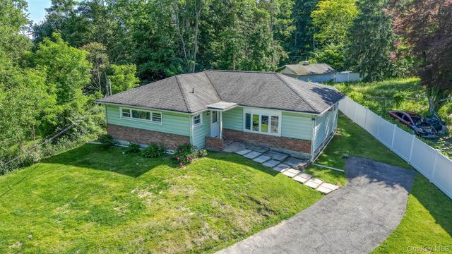473 Doansburg Road, Patterson, NY 12563