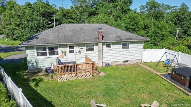473 Doansburg Road, Patterson, NY 12563