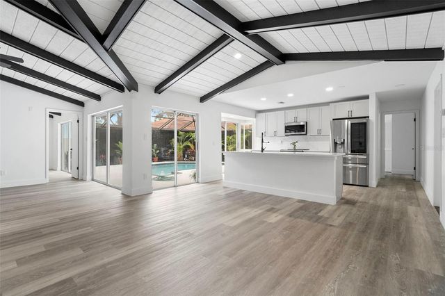 5047 JAMAICA CIRCLE 12, Orlando, FL 32808