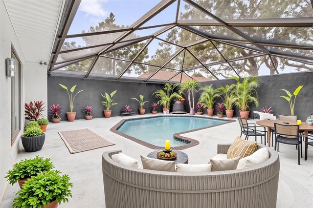 5047 JAMAICA CIRCLE 12, Orlando, FL 32808