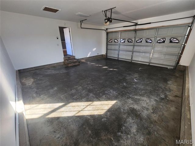 96 Fox Drive, Farmington, MO 63640