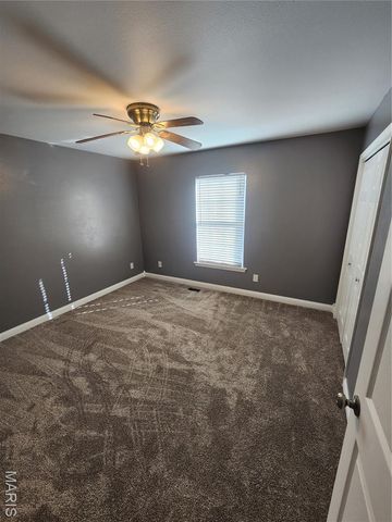 96 Fox Drive, Farmington, MO 63640