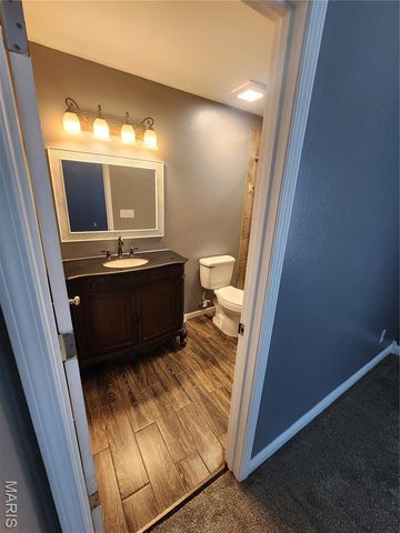 96 Fox Drive, Farmington, MO 63640