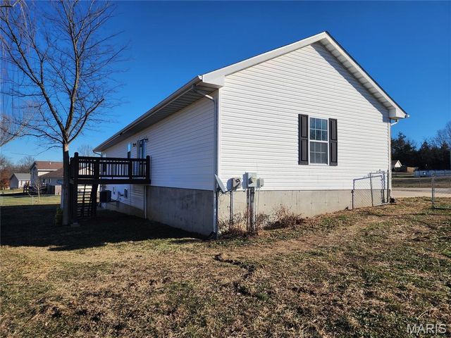 96 Fox Drive, Farmington, MO 63640