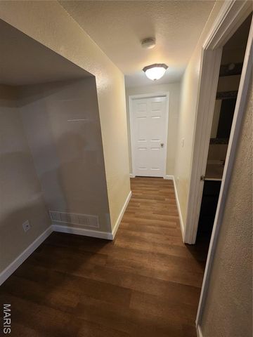 96 Fox Drive, Farmington, MO 63640