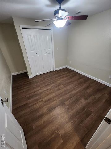 96 Fox Drive, Farmington, MO 63640