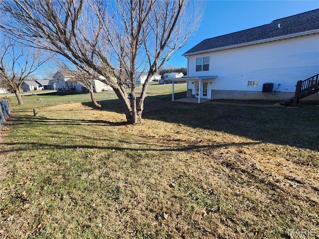 96 Fox Drive, Farmington, MO 63640