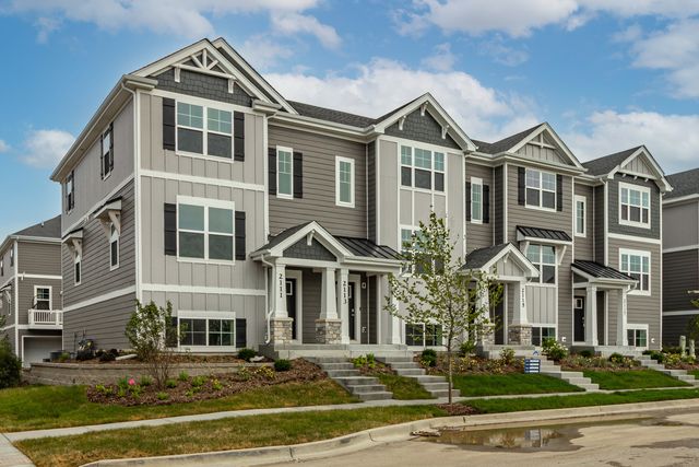 2111 Yellowstone Boulevard 2111, Mundelein, IL 60060